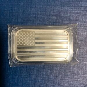 1 Oz. Silver American Flag